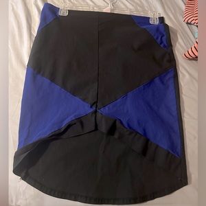 Blue and black skirt  2x has stretch hi low front